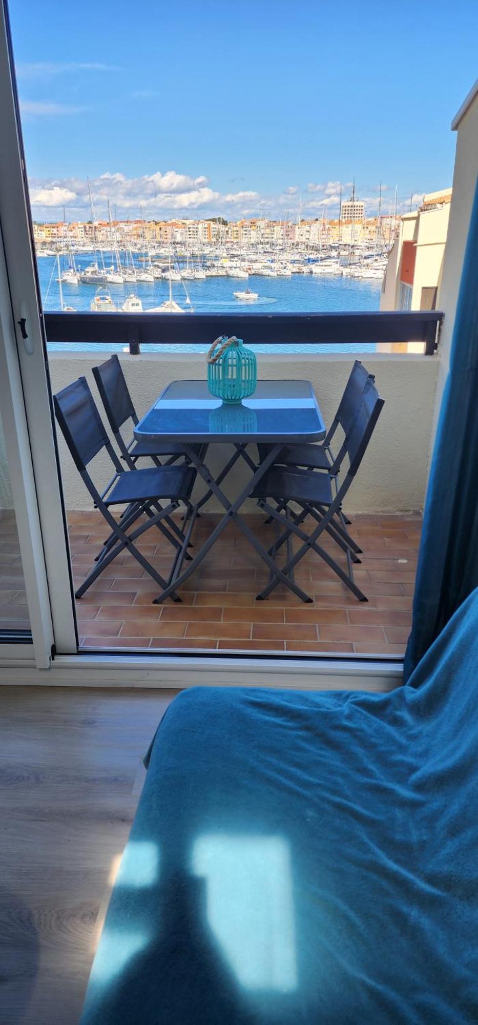 Meuble Cap D Avec Tres Belle Vue Sur Le Port Apartment *